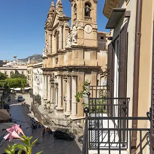 Apartament Peonia Boutique, Palermo